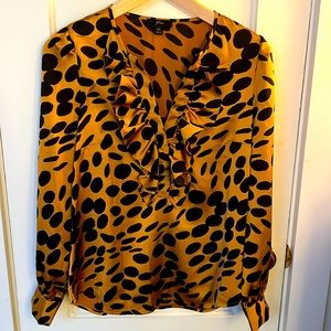 JCrew long sleeve ruffle front top in wave dots